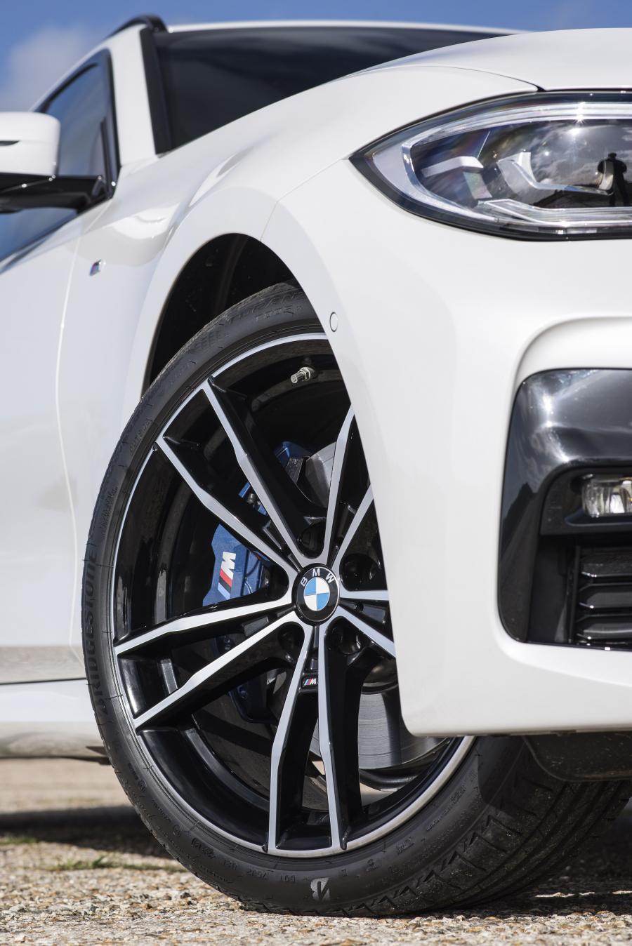 Колеса BMW 330i Touring M Sport (G21) 2019 года  (UK) (фото 31 из 32)